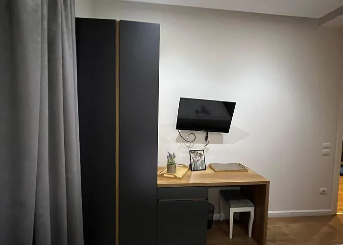 Urban 4 3* Tirana